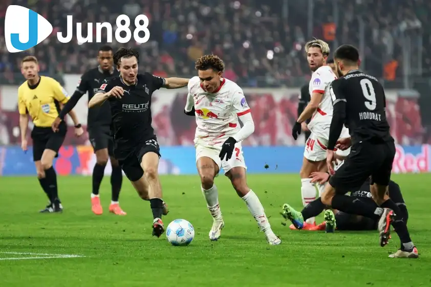 Trận đấu giữa Monchengladbach gặp RB Leipzig hứa hẹn sẽ rất hấp dẫn. (Ảnh: Internet) Trận đấu giữa Monchengladbach gặp RB Leipzig hứa hẹn sẽ rất hấp dẫn. (Ảnh: Internet)